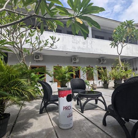 Rumah Pagar Merah Homestay Yogyakarta Luaran gambar